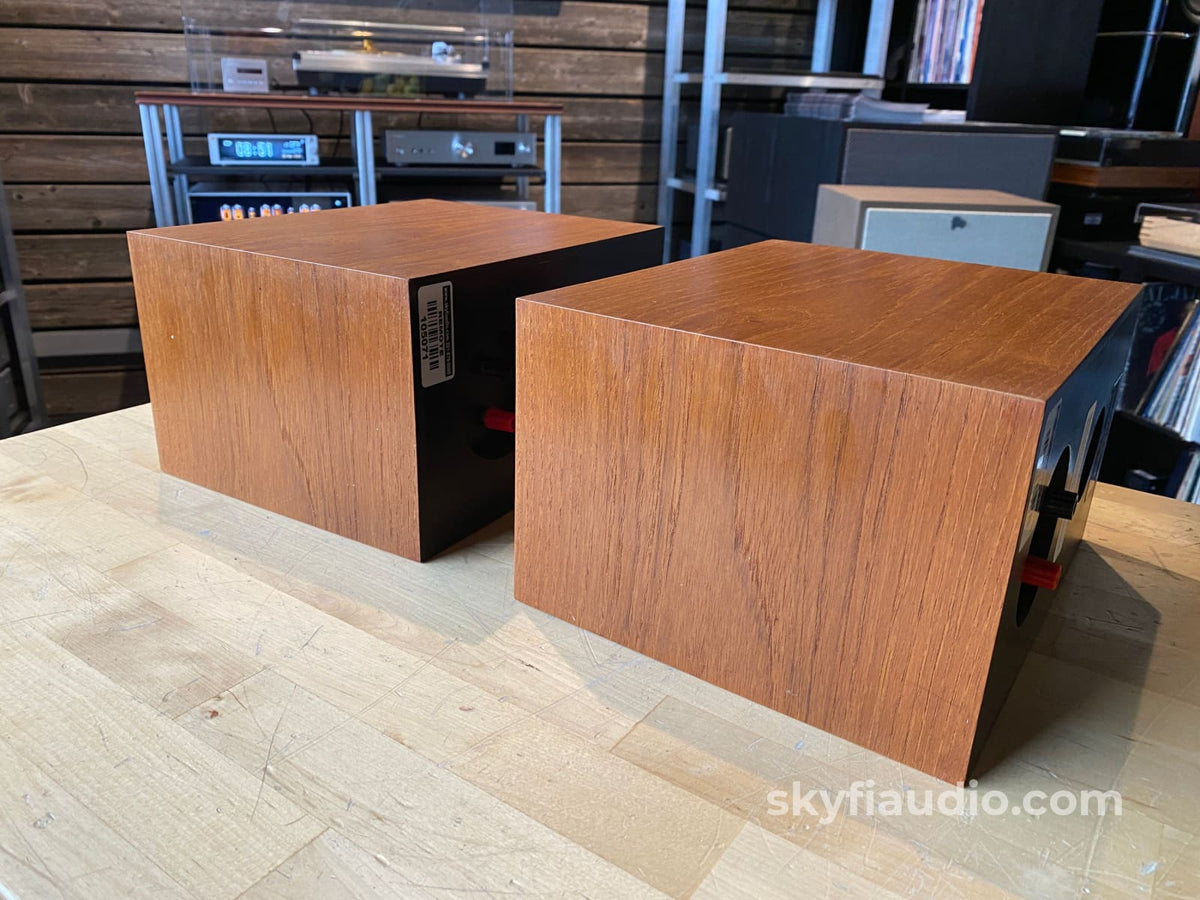 Proac Super Tablette Bookshelf Speakers - Survivors