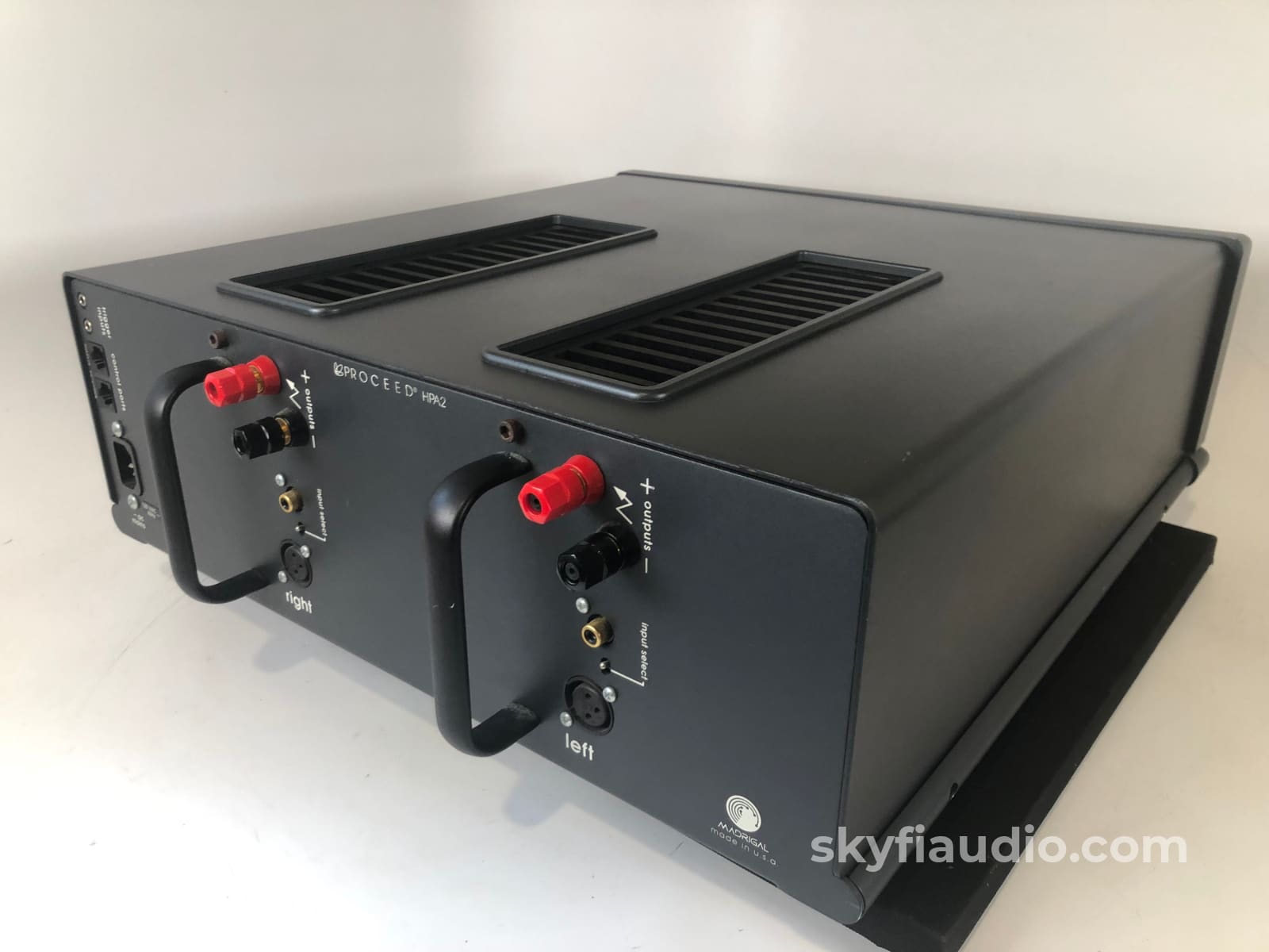 Proceed Hpa2 Amplifier From Mark Levinson - Perfect For Home Theater Or Stereo 250W X 2