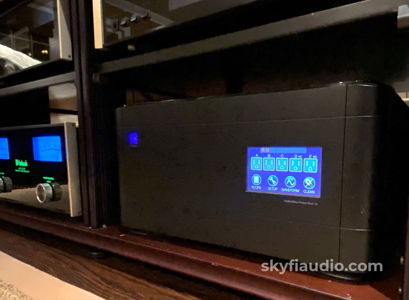 Ps Audio Perfectwave Power Plant 10 - Advanced Ac Regeneration Conditioner