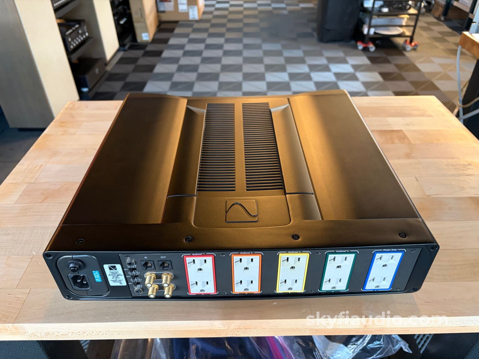PS Audio Power Plant Premier Power Conditioner