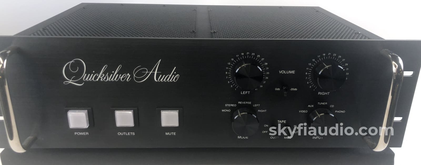 Quicksilver Audio Tube Preamp With Built In Phono Stage - Rare And Mint Preamplifier