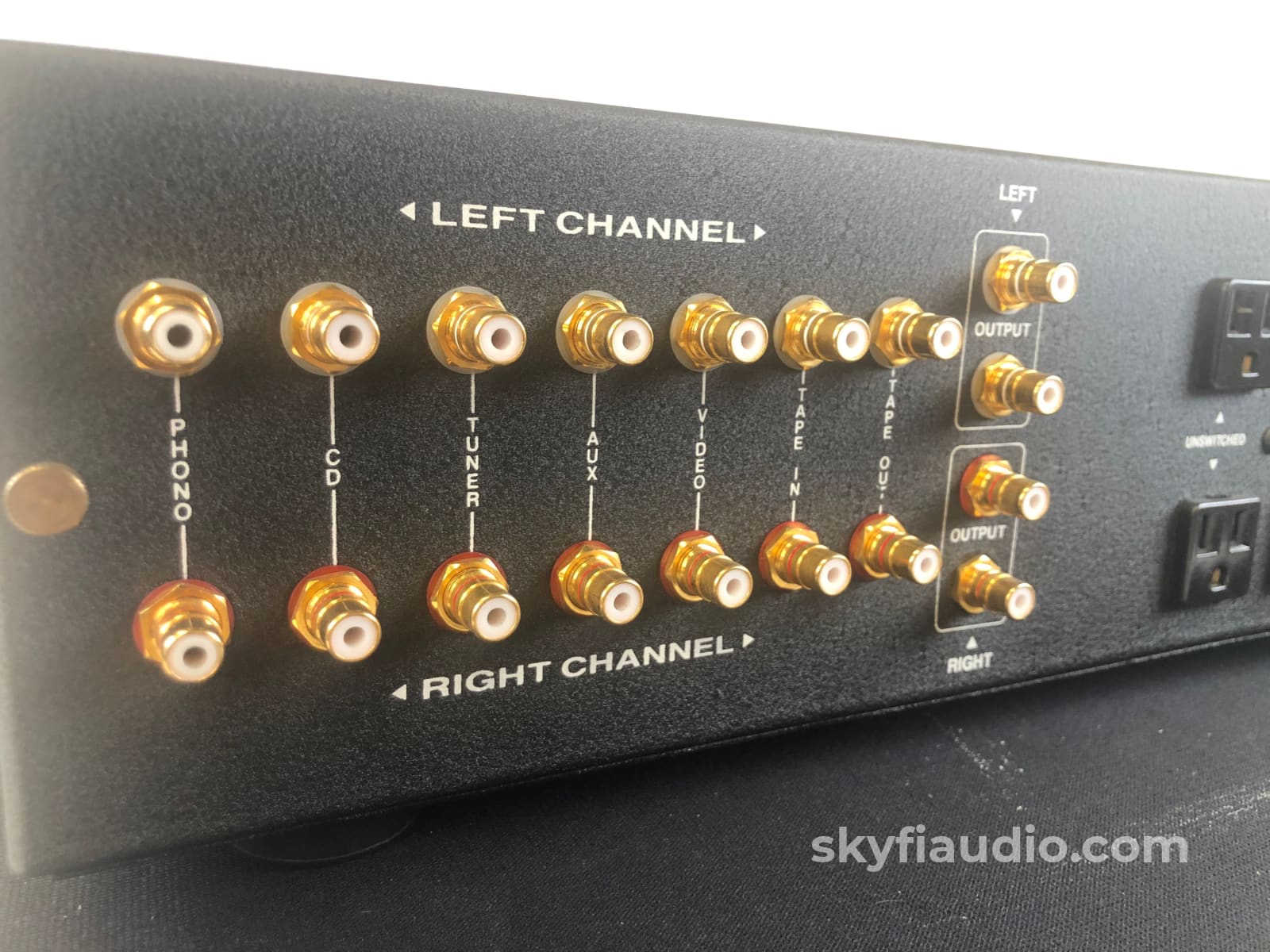 Quicksilver Audio Tube Preamp With Built In Phono Stage - Rare And Mint Preamplifier