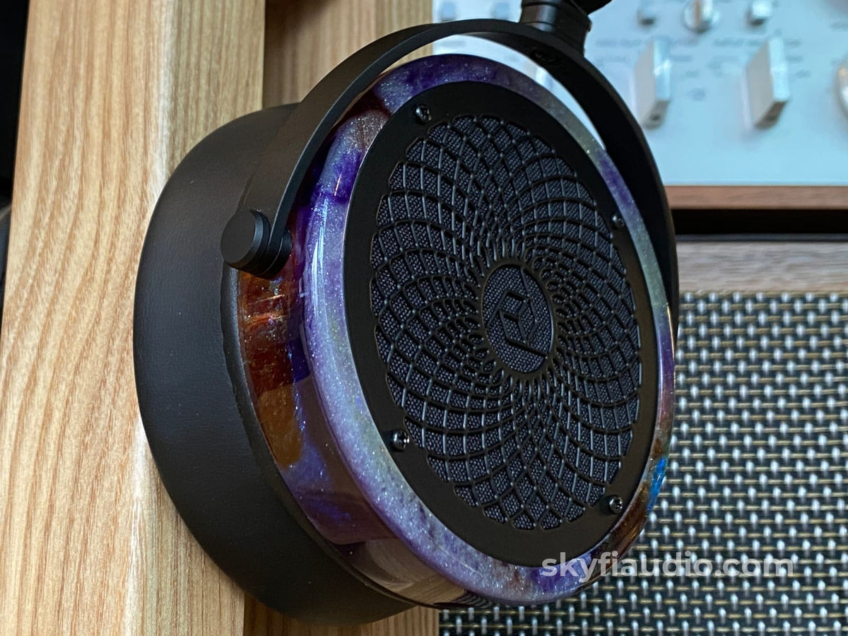 Rad Rosson Audio Design Rad-0 Planar Headphones In Case