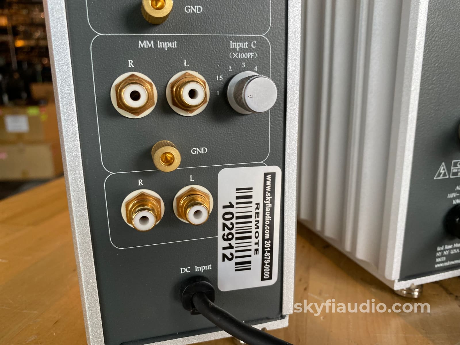 Red Rose Rosette 2 Phono Preamp With Separate Power Supply (Mm/Mc) Preamplifier