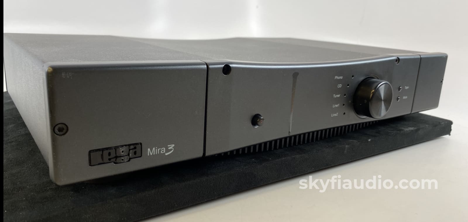 Rega Mira 3 Integrated Amp With Mm Phono Section Amplifier