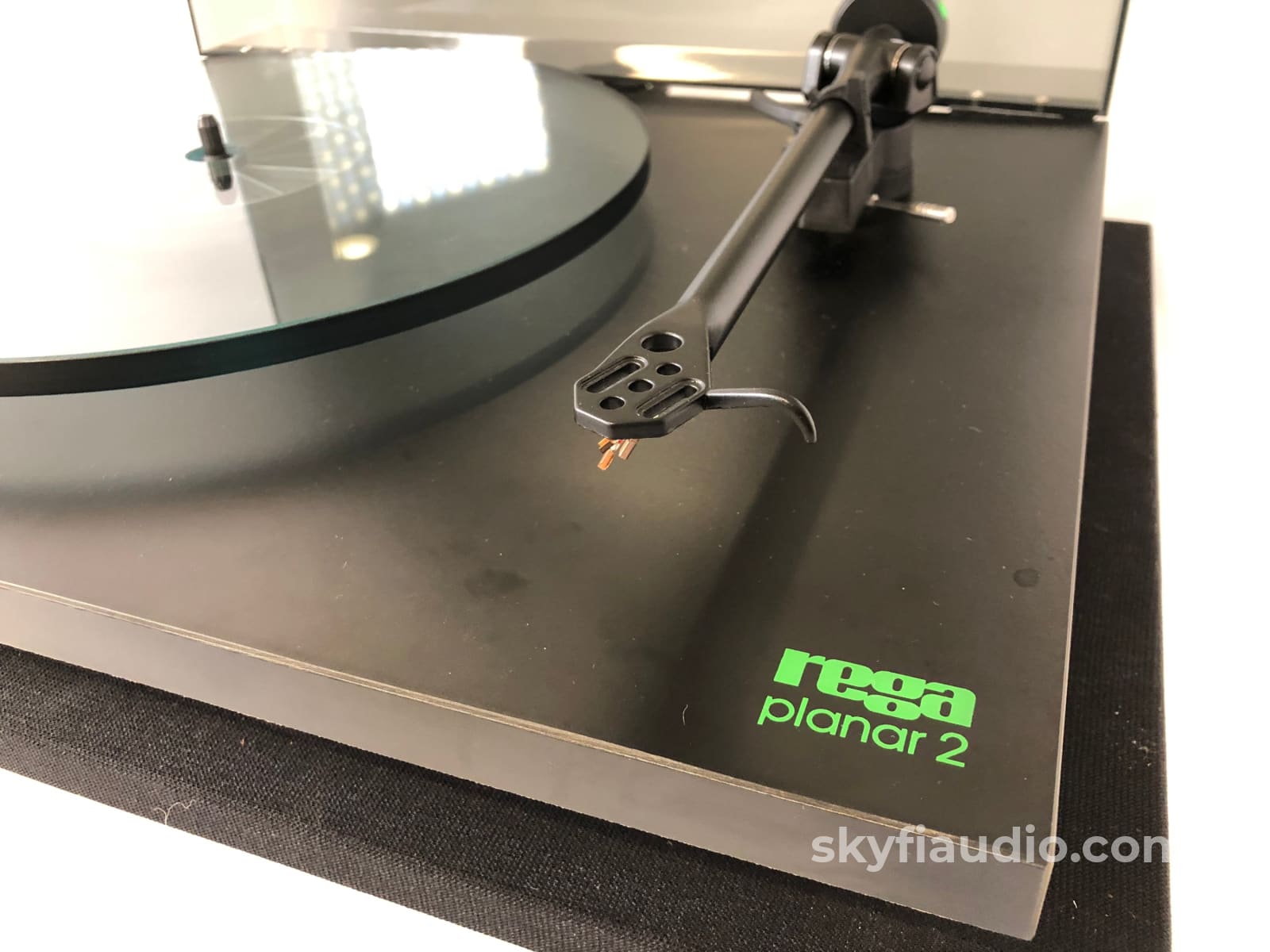 Rega Planar 2 (P2) Vintage Turntable With New Sumiko Cartridge