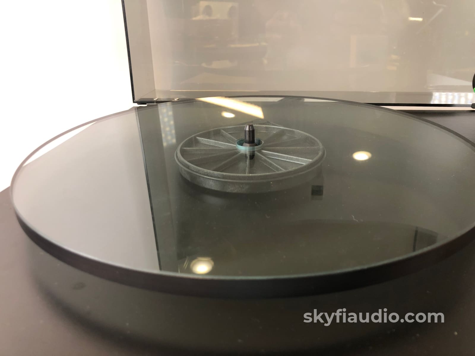 Rega Planar 2 (P2) Vintage Turntable With New Sumiko Cartridge
