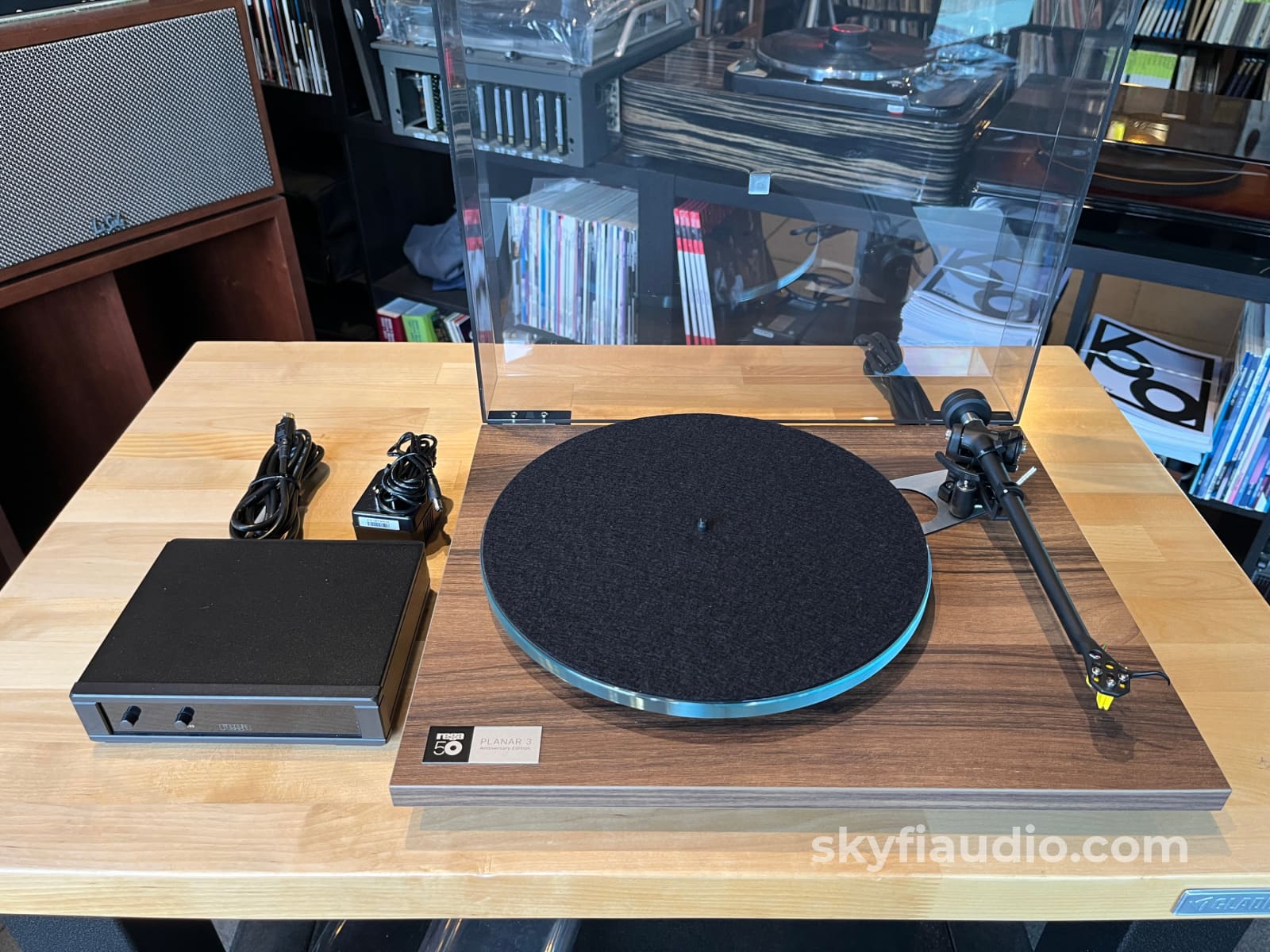 Rega Planar 3 50th Anniversary Edition Turntable - Walnut Finish - Turntable