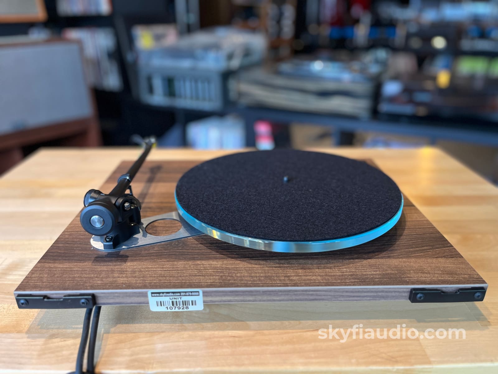 Rega Planar 3 50th Anniversary Edition Turntable - Walnut Finish - Turntable