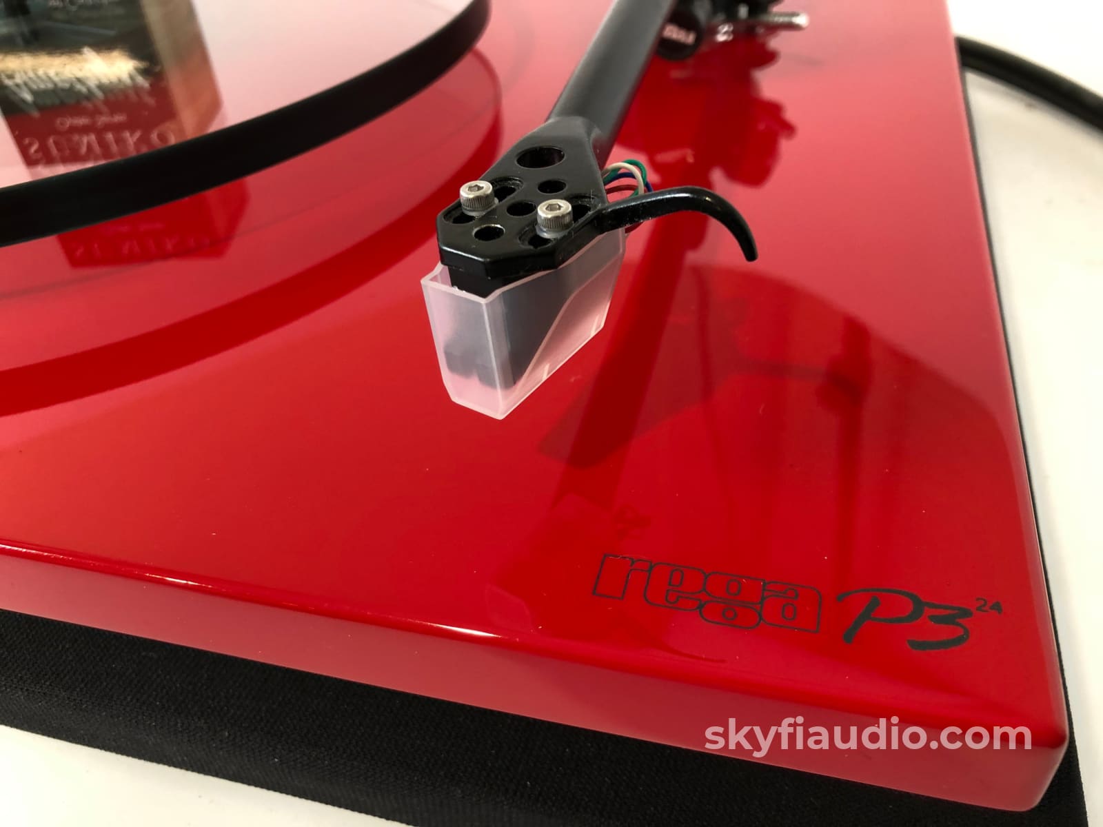 Rega Planar 3 (P3) Turntable With New Sumiko Amethyst Cartridge