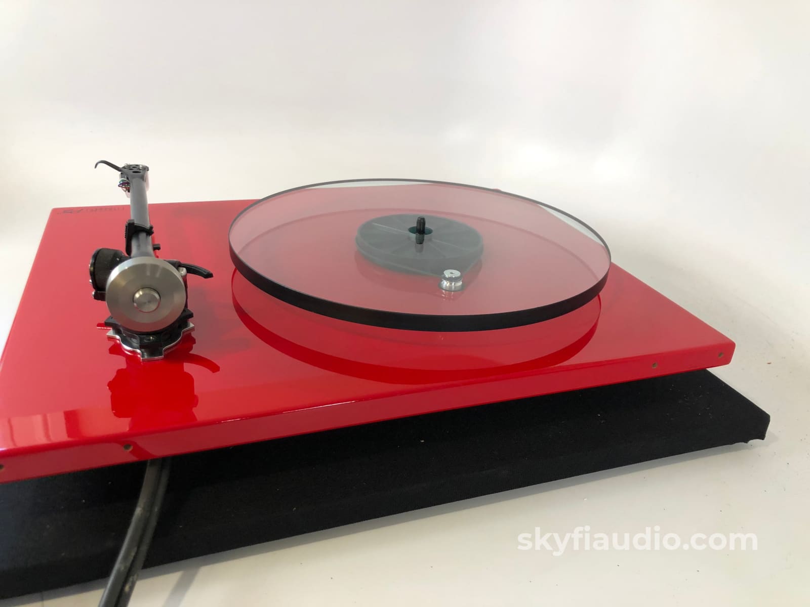 Rega Planar 3 (P3) Turntable With New Sumiko Amethyst Cartridge