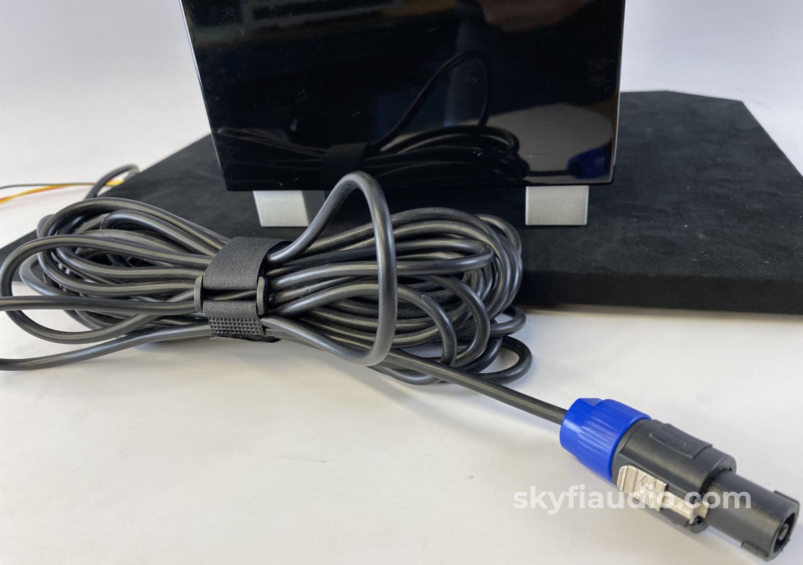 Rel Acoustics Tzero Compact Subwoofer Speakers