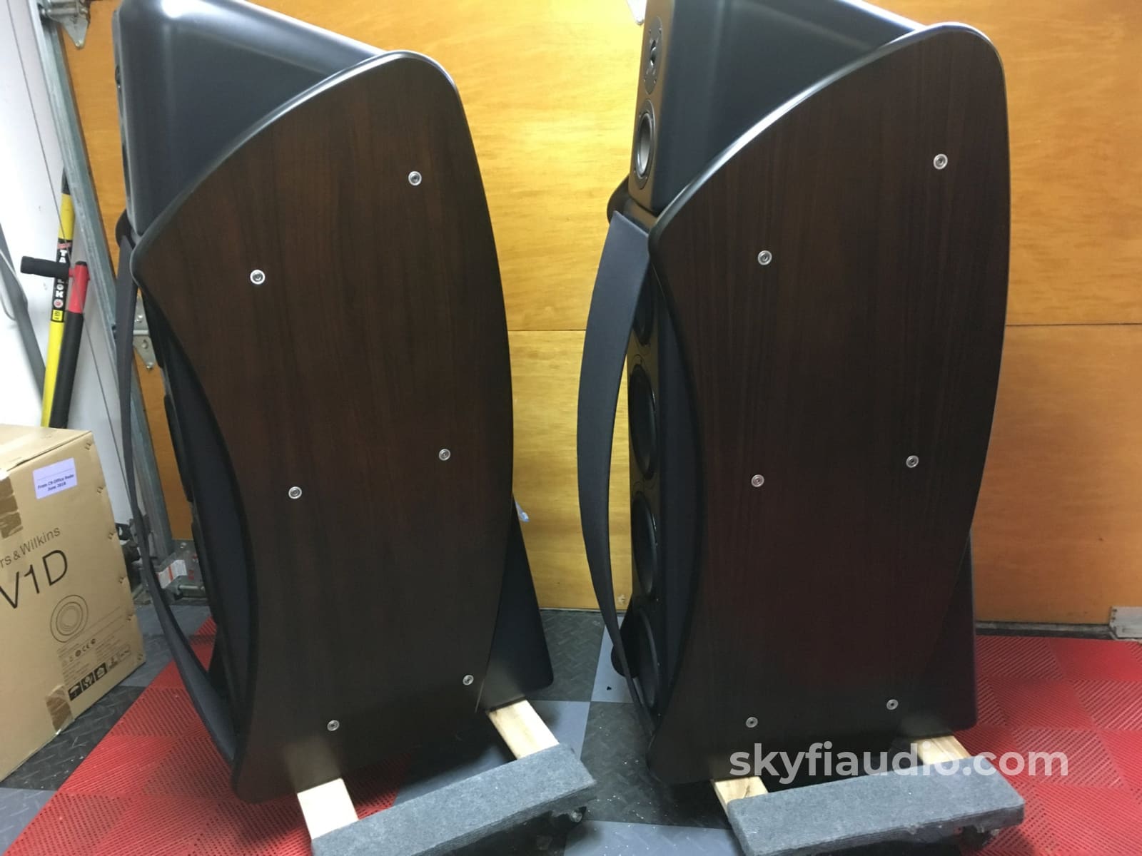 Revel Ultima Salon Speakers - Stereophile Speaker Of The Year!