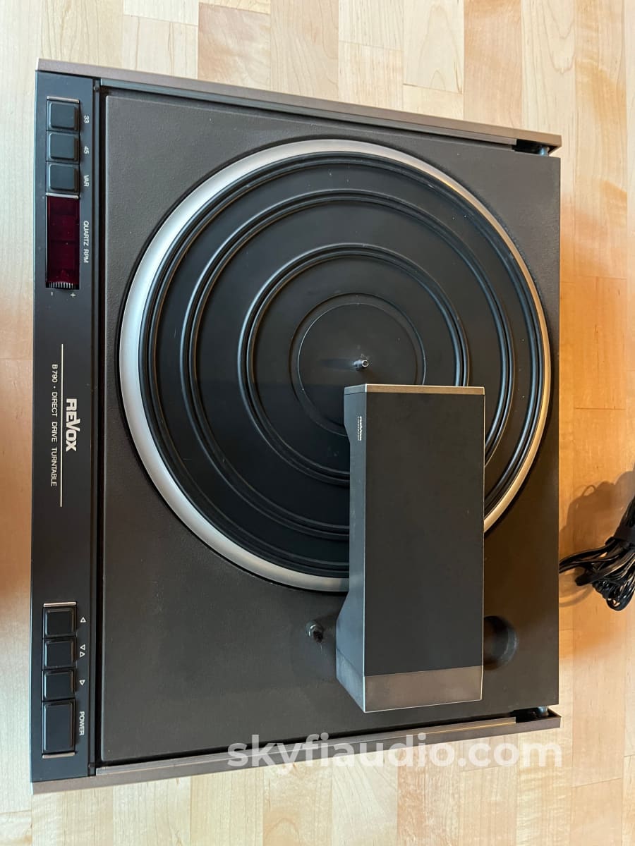 Revox B-790 Vintage Linear tracking Turntable - W/ New Grado Silver Cartridge Turntable