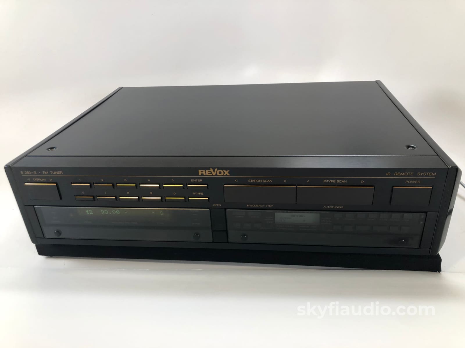 Revox B260-S Fm Stereo Tuner In The Original Box