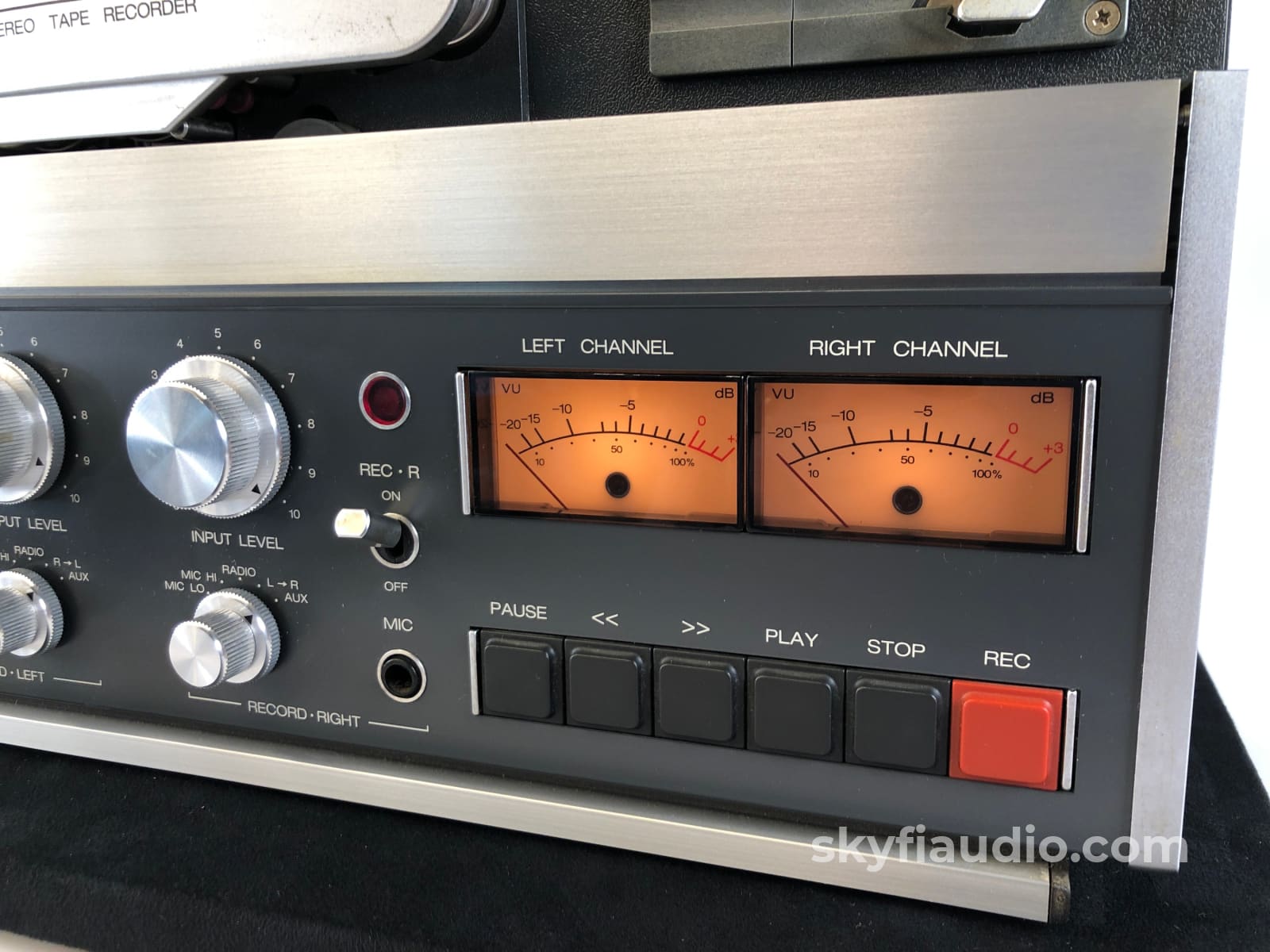 Revox B77 4 Track Reel To - 100V 240V Selectable Tape Deck