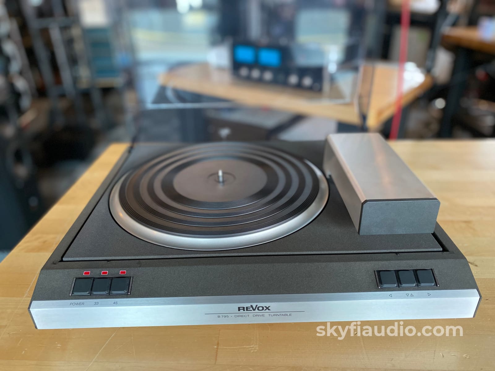 Revox B795 Tangential Tracking Turntable With Denon Cartridge