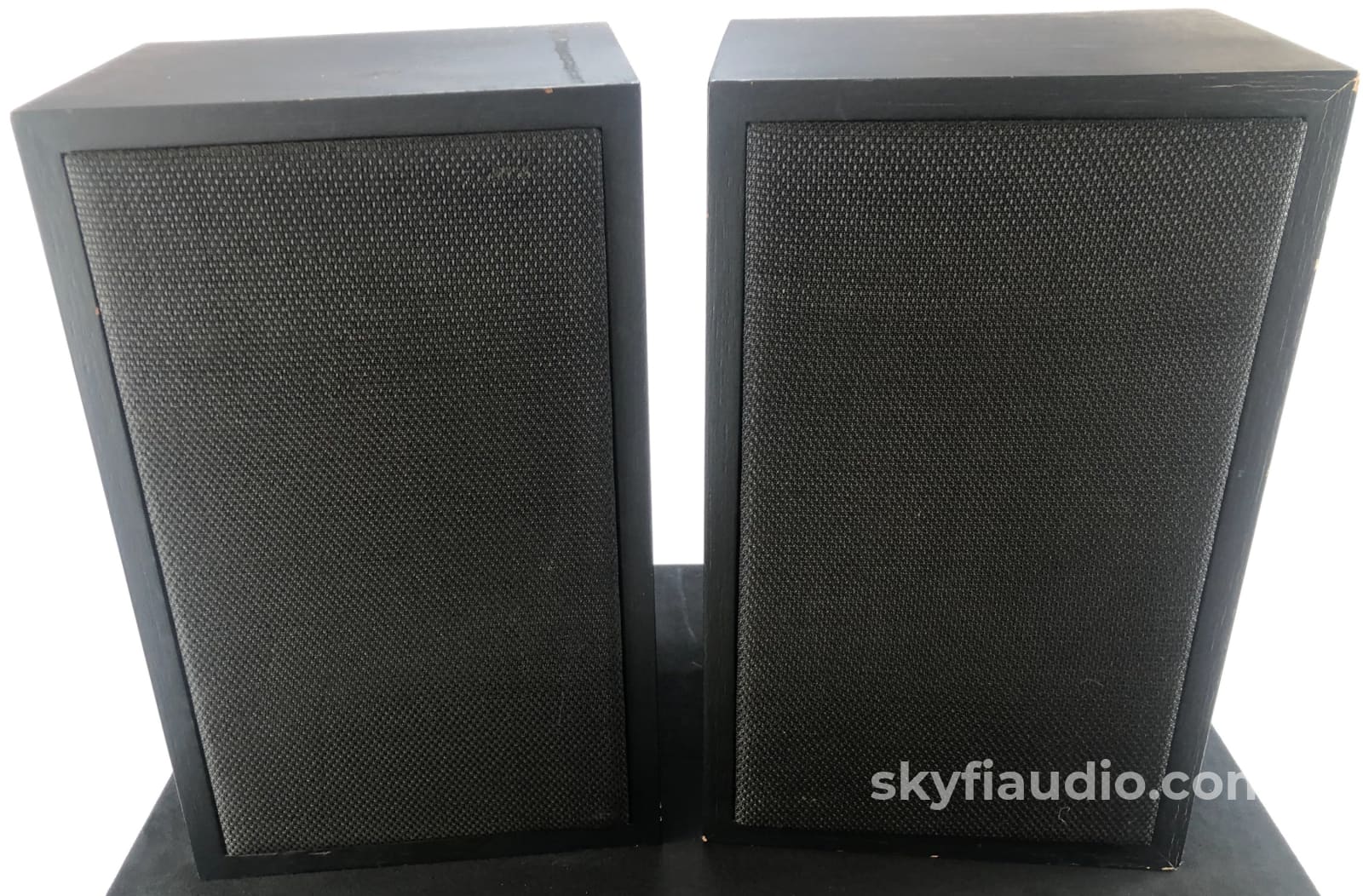 Rogers LS3/5A BBC Speakers - A True Audio Classic