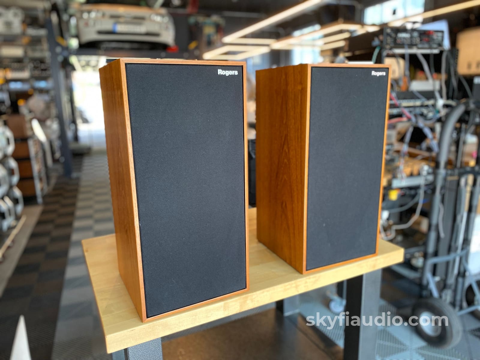 Rogers Ls7 2-Way Speakers - Natural British Sound