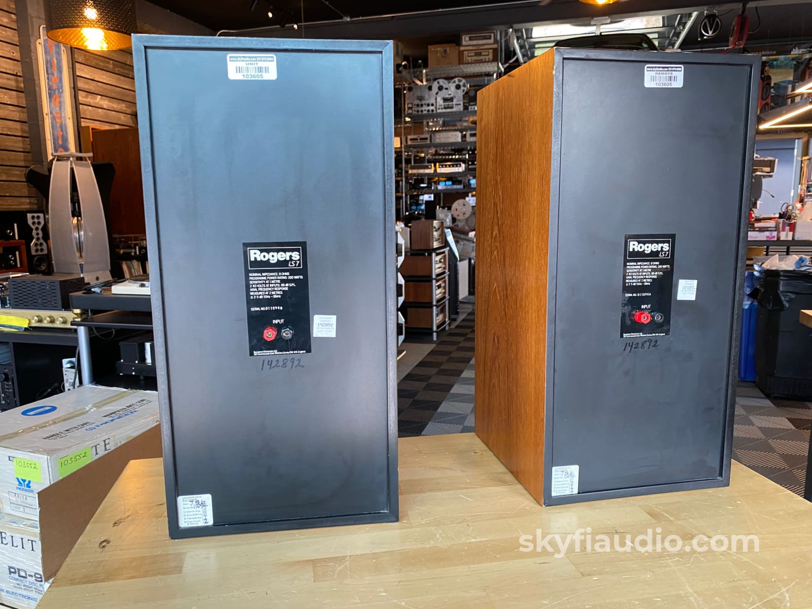 Rogers LS7 2-Way Speakers - Natural British Sound