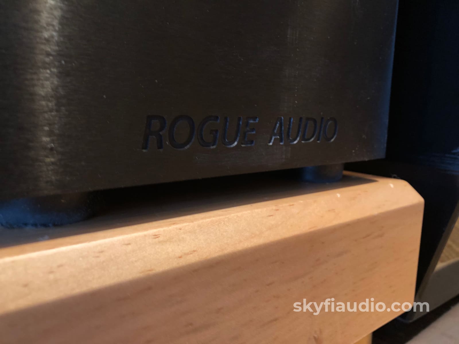 Rogue Audio Apollo Dark Tube Monoblocks With Custom Mapleshade Plinths Amplifier