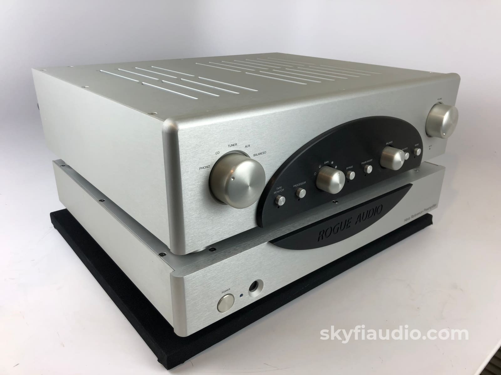 Rogue Audio Hera Ii Reference Two-Piece Tube Preamp Preamplifier