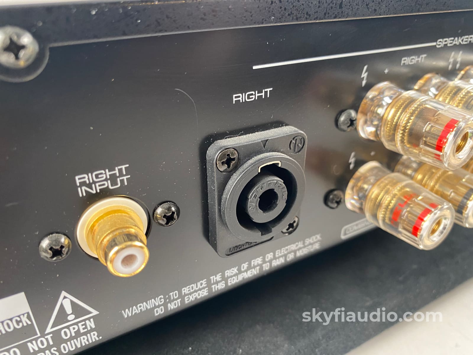 Rotel Rb-1092 Stereo Amplifier Fully Tested 500 Watts Rms @ 8 Ohms
