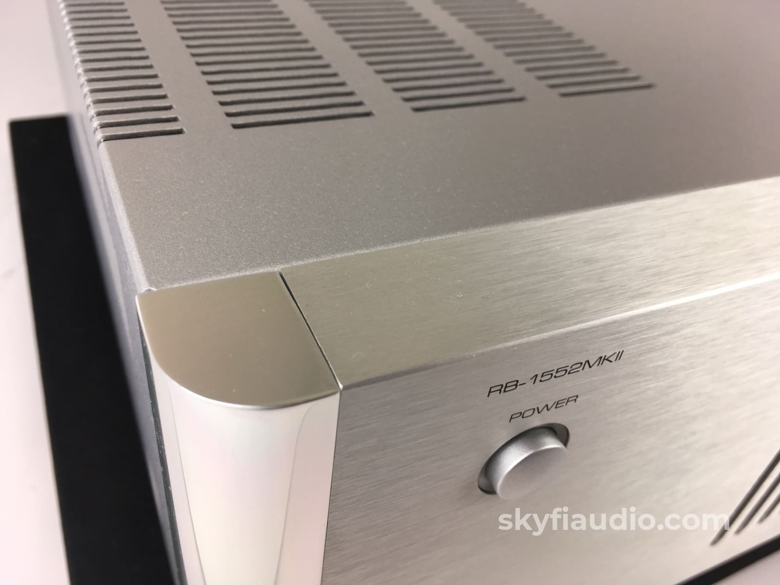 Rotel Rb-1552 Mk2 Solid State Amplifier 130W X 2