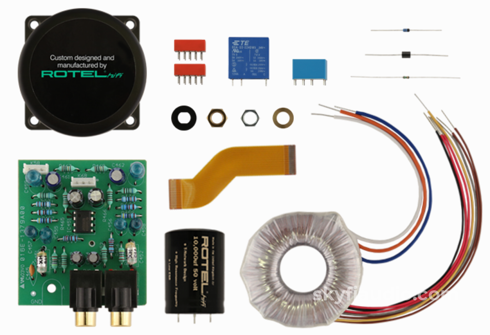 Rotel Rc-1570 Preamp/Dac With Phono Input Preamplifier