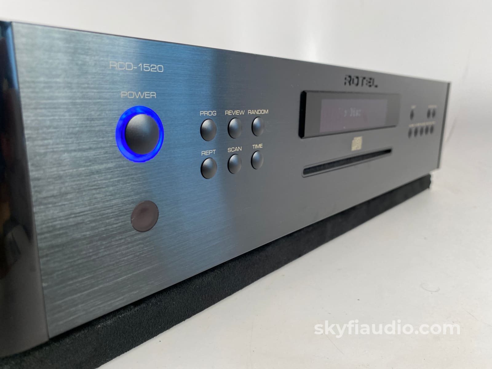 Rotel Rcd-1520 Cd Player Superb Wolfson Dac + Digital