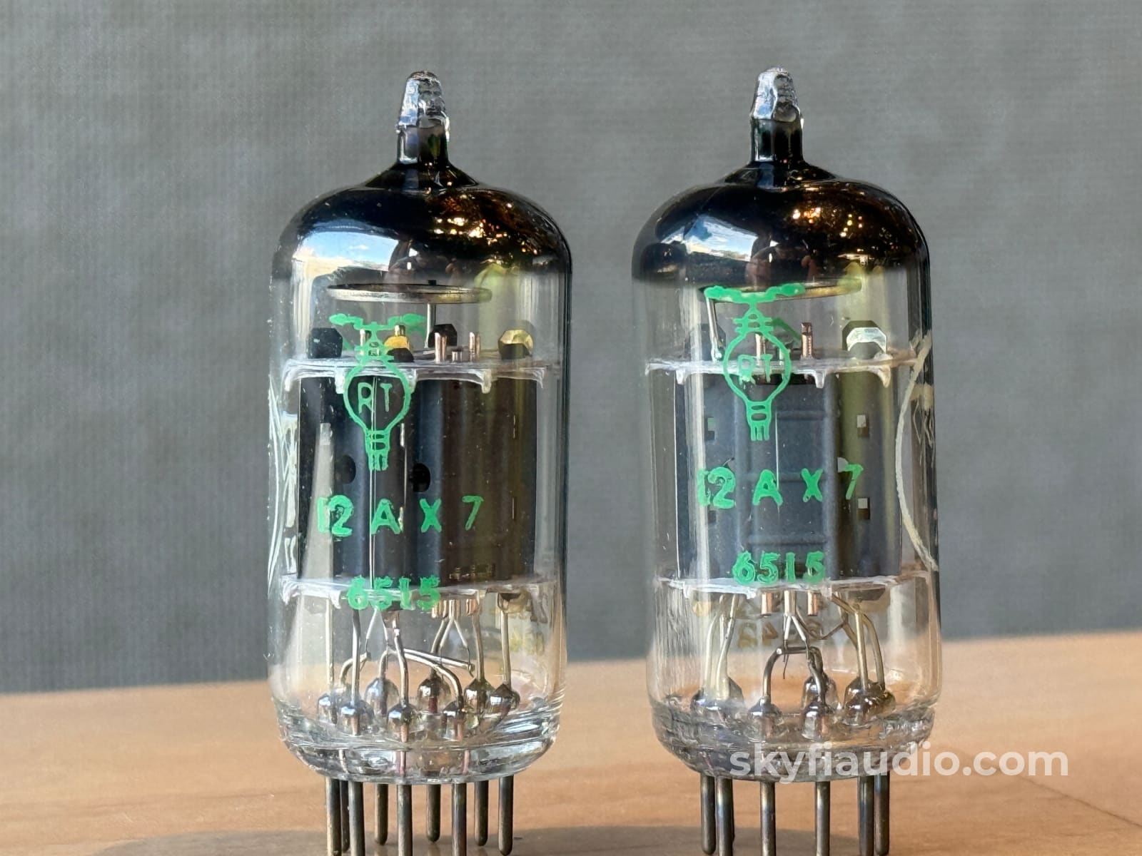 RT La Radiotechnique 12AX7 Tube Pair - Balanced Triodes - Made in Fran