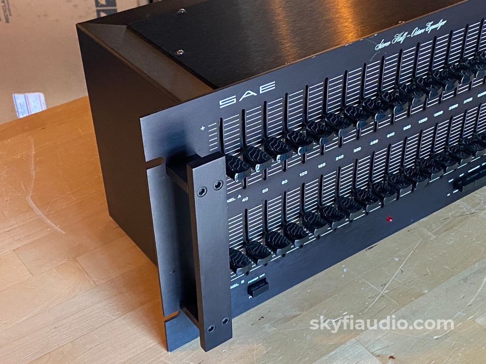 SAE 2700B Stereo Half Octave Equalizer - Rack Mount