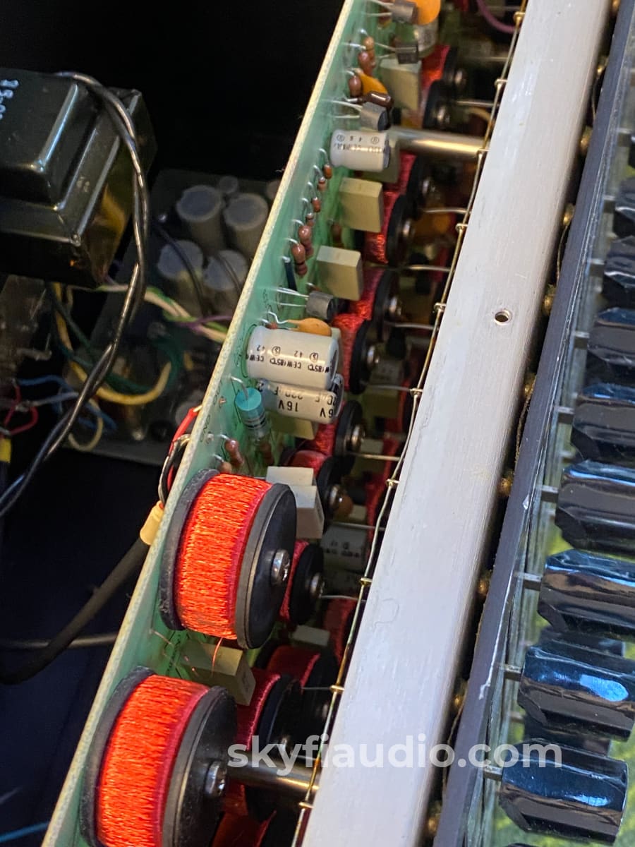 Sae 2700B Stereo Half Octave Equalizer - Rack Mount Accessory
