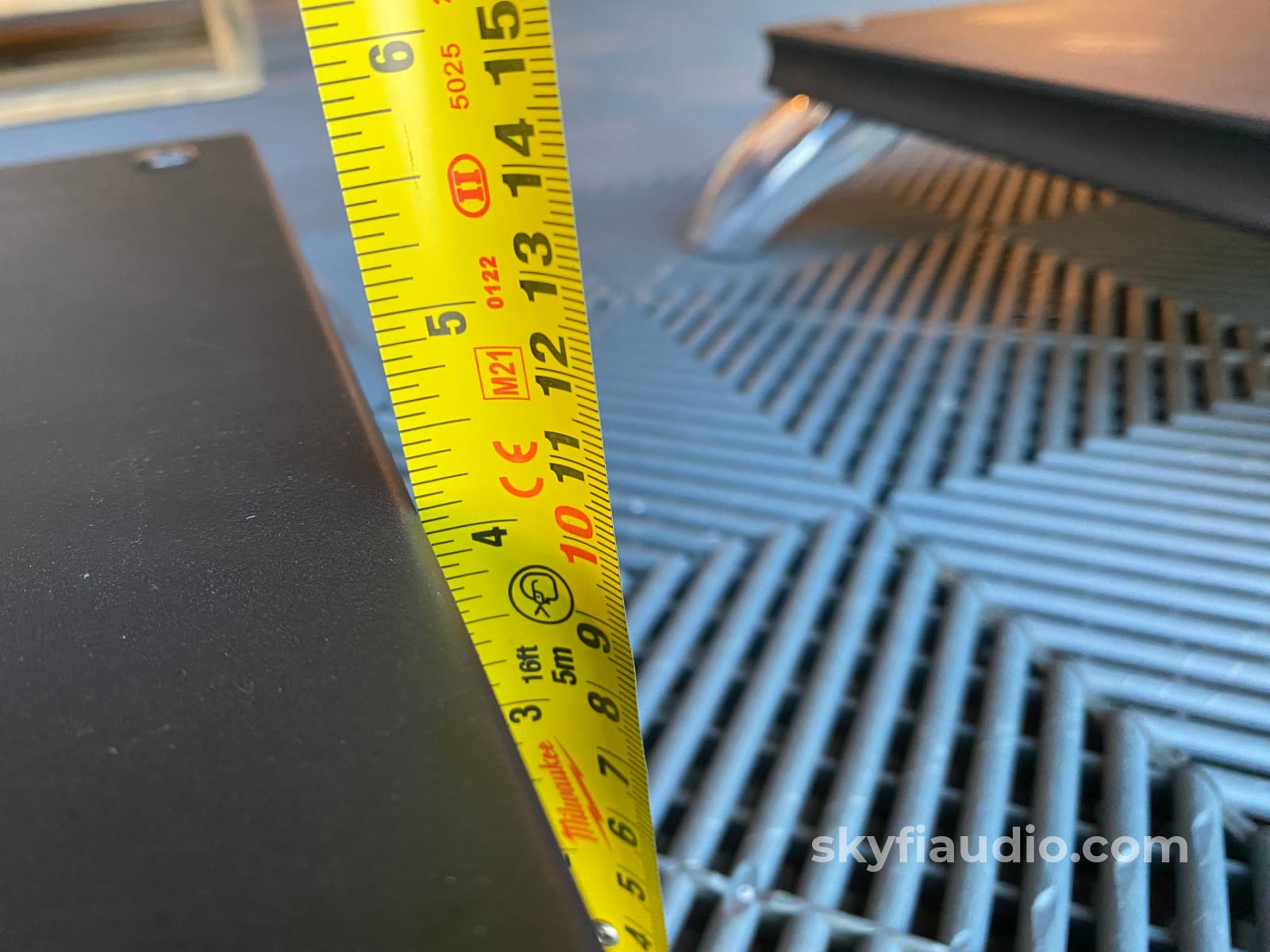 Salamander Designs Synergy Amplifier Stands (Pair) Great For Mcintosh Amplifiers! Accessory