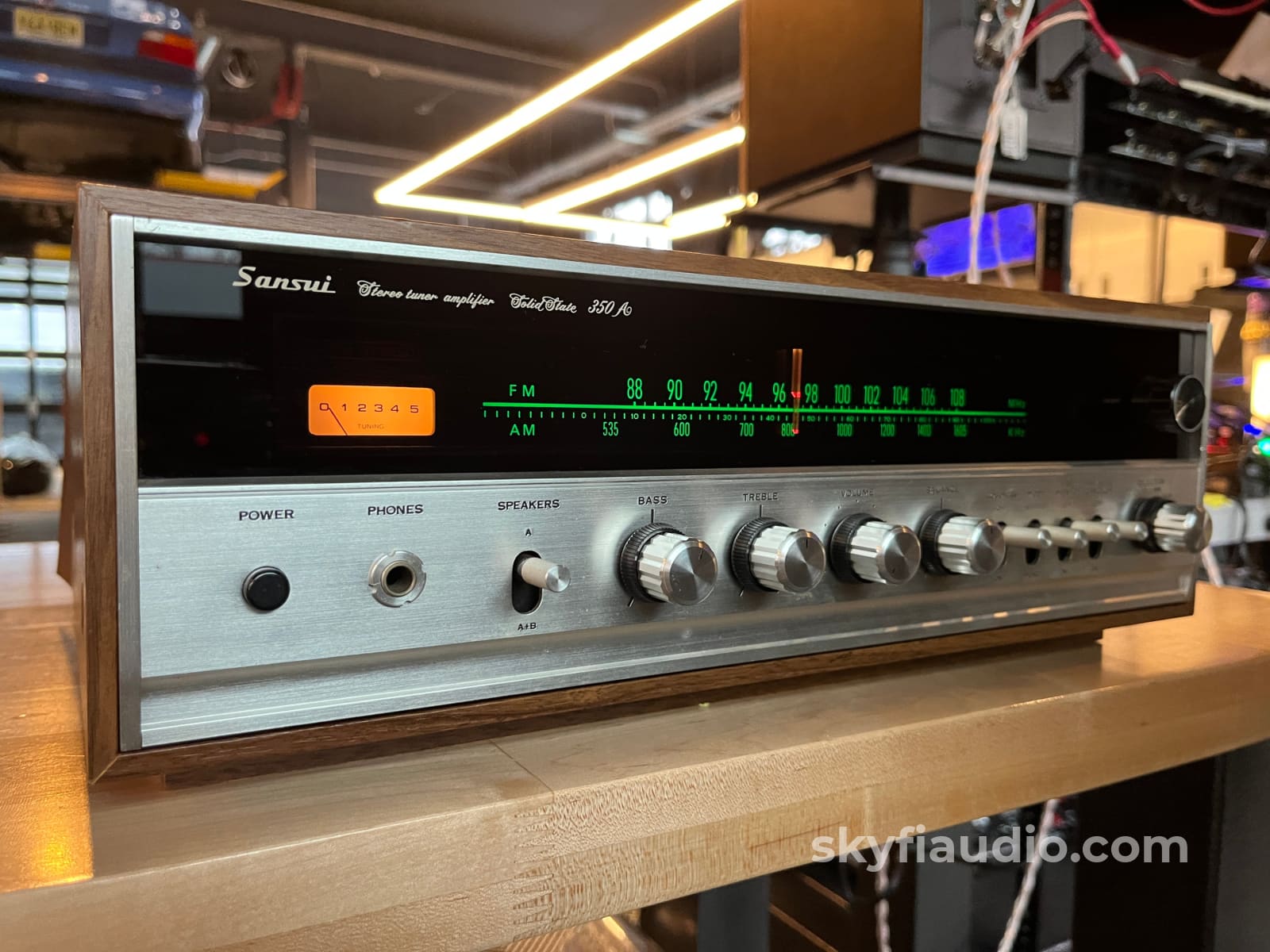 Sansui 350A Vintage and Classic Stereo Receiver - 20 WPC with Phono