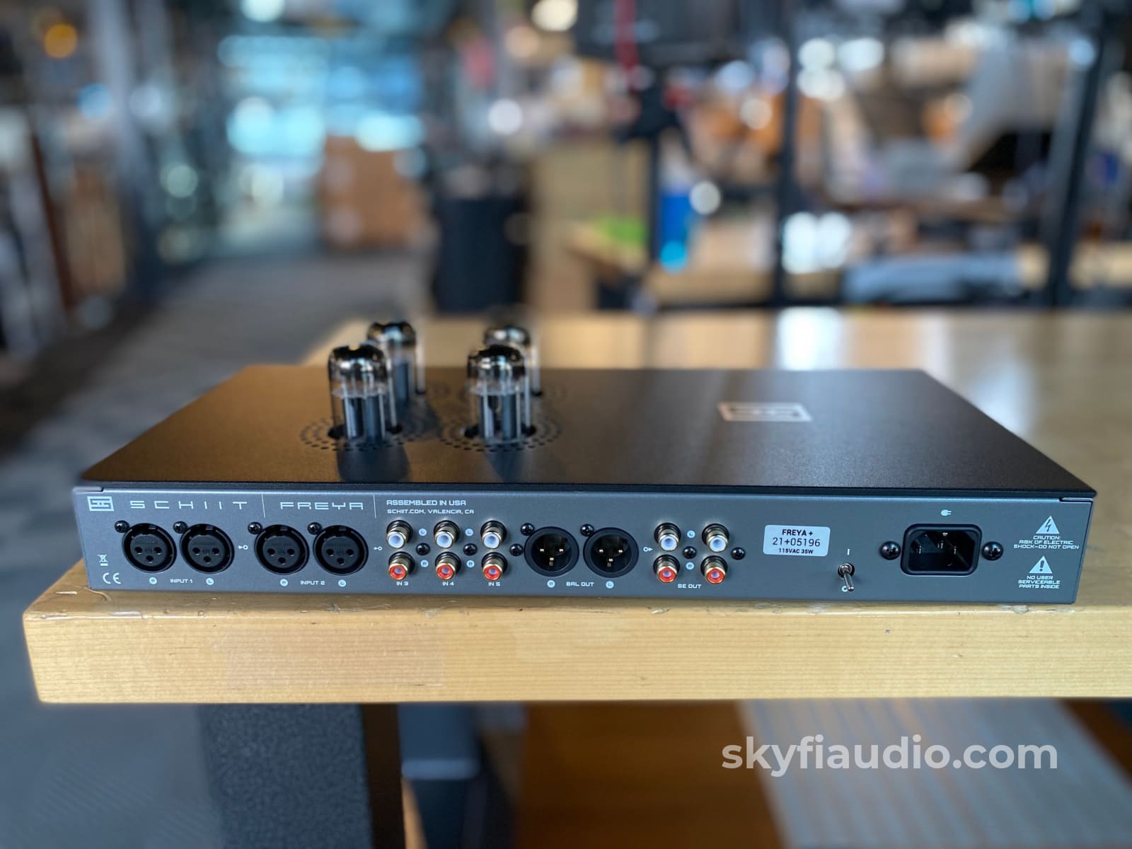 Schitt Audio Freya + Tube Preamp With Remote Preamplifier