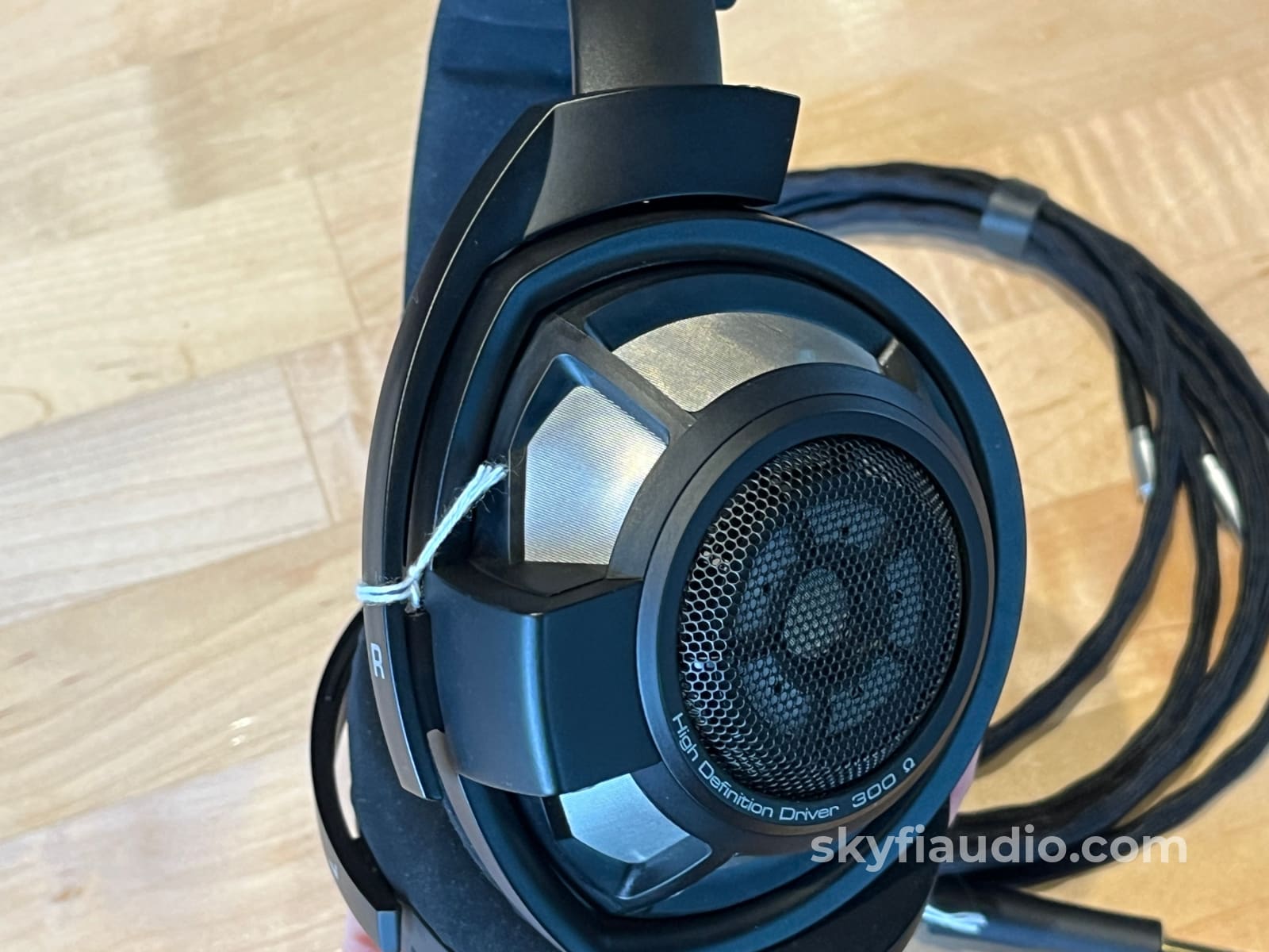 Sennheiser HD 800 Reference Open Back Headphones Headphones