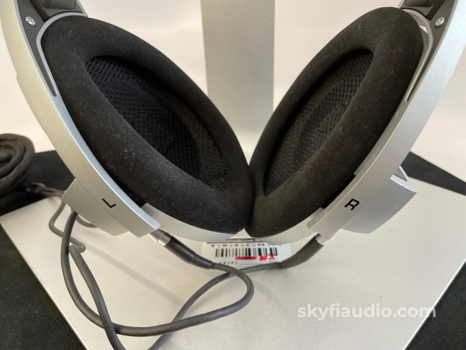 Sennheiser Hd800 Dynamic Reference Headphones - Super Clean