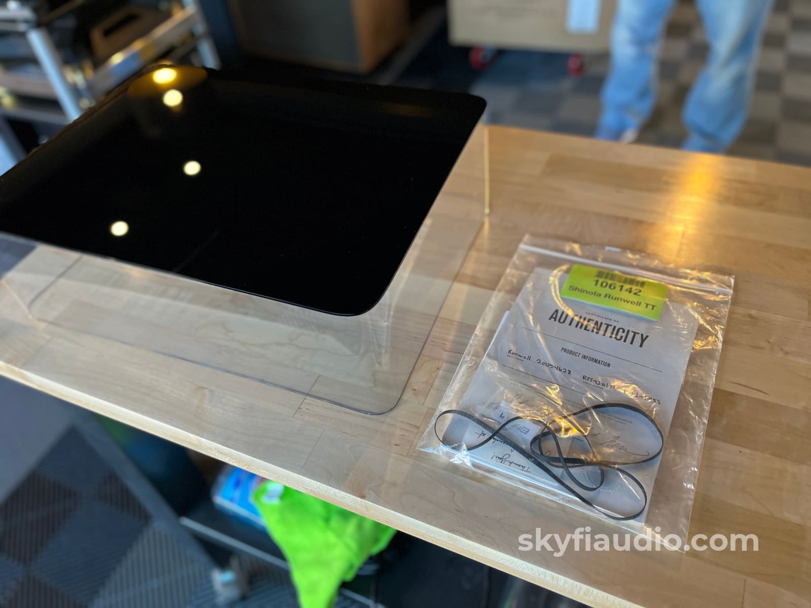 Shinola Runwell Turntable (White Oak) Turntable