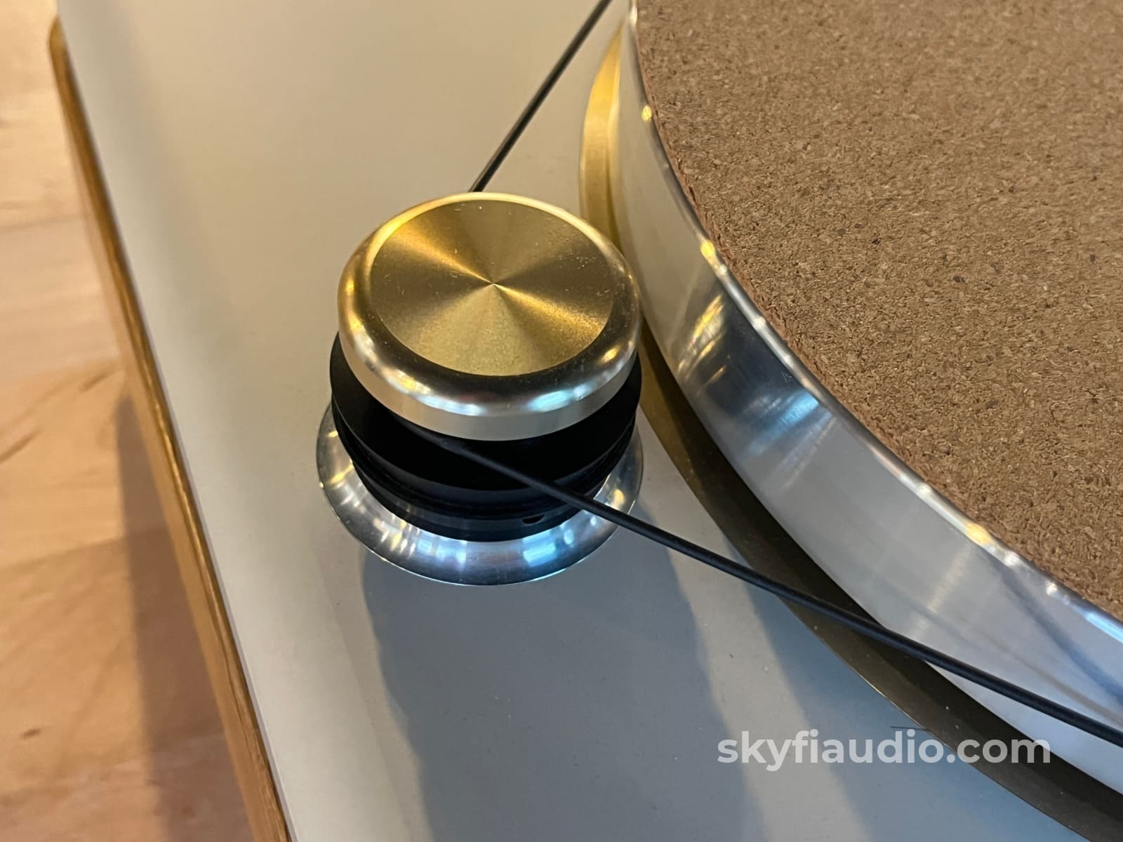 Shinola Runwell Turntable (White Oak) Turntable