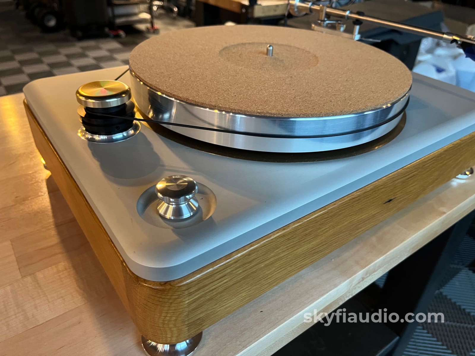 Shinola Runwell Turntable (White Oak) Turntable