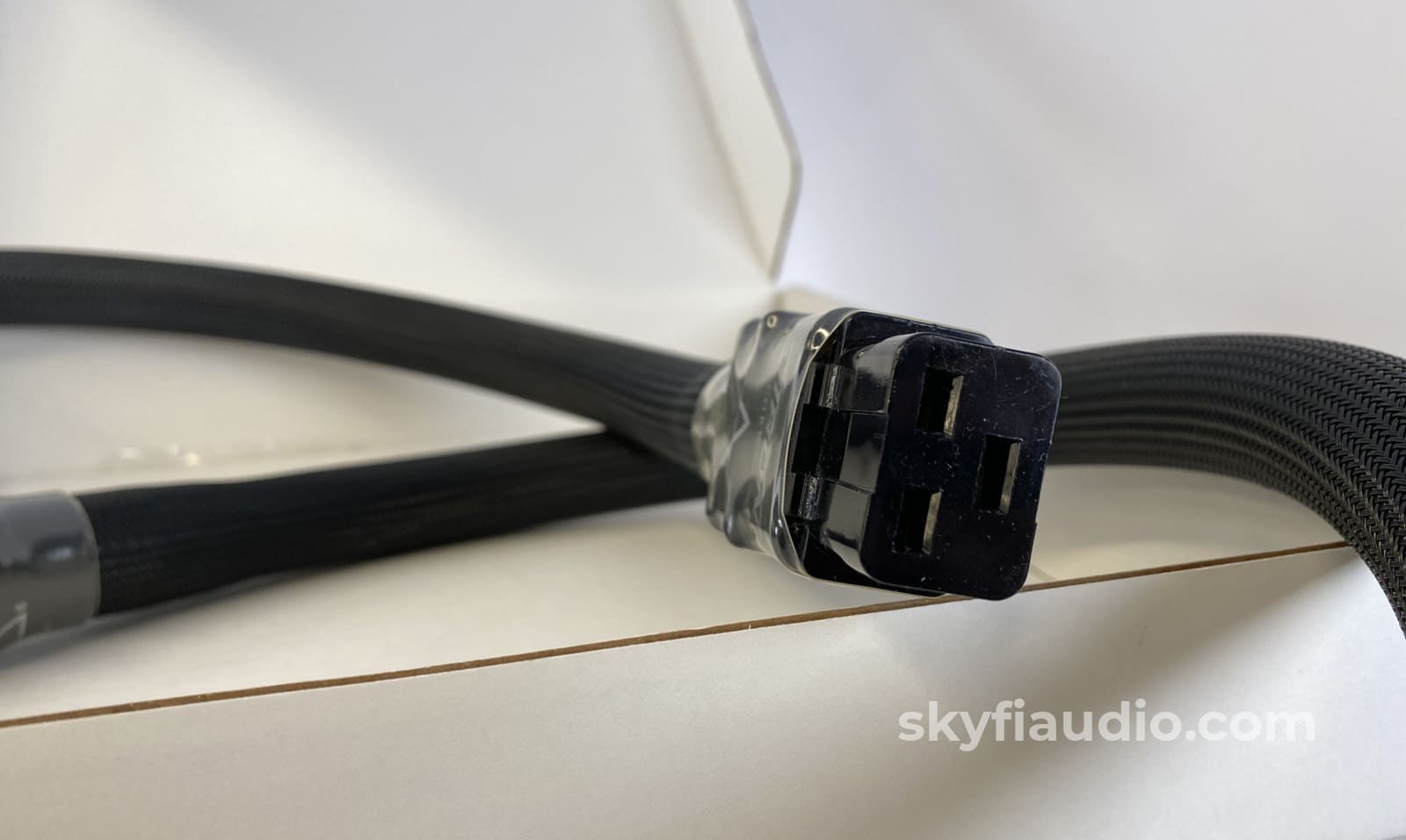 Shunyata Research - Cobra Zi-Tron C19 Power Cord With 20A Plug - 1.75M