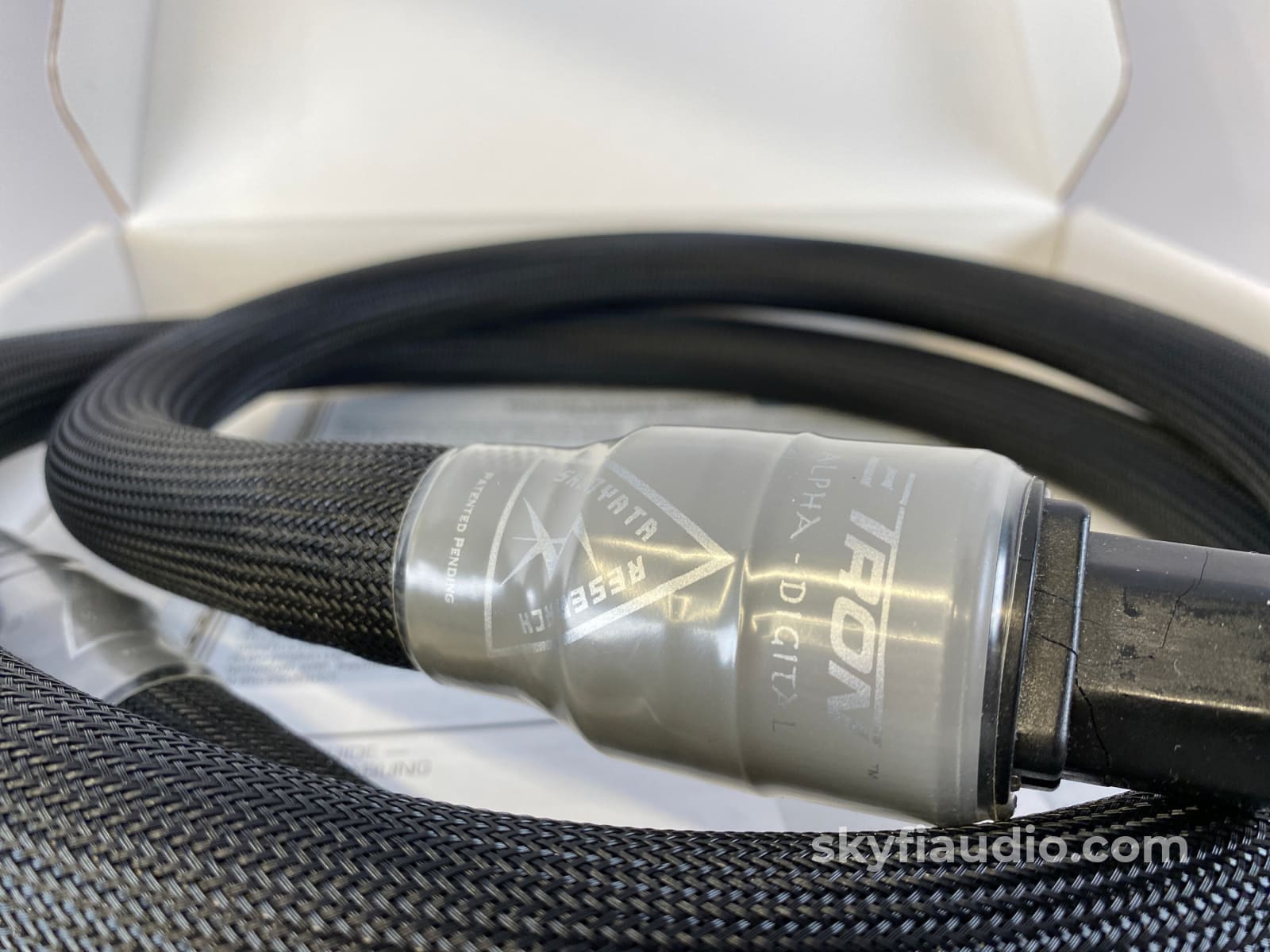 Shunyata Research - Zi-Tron Alpha Analog C15 Custom Power Cable 1.75M Cables