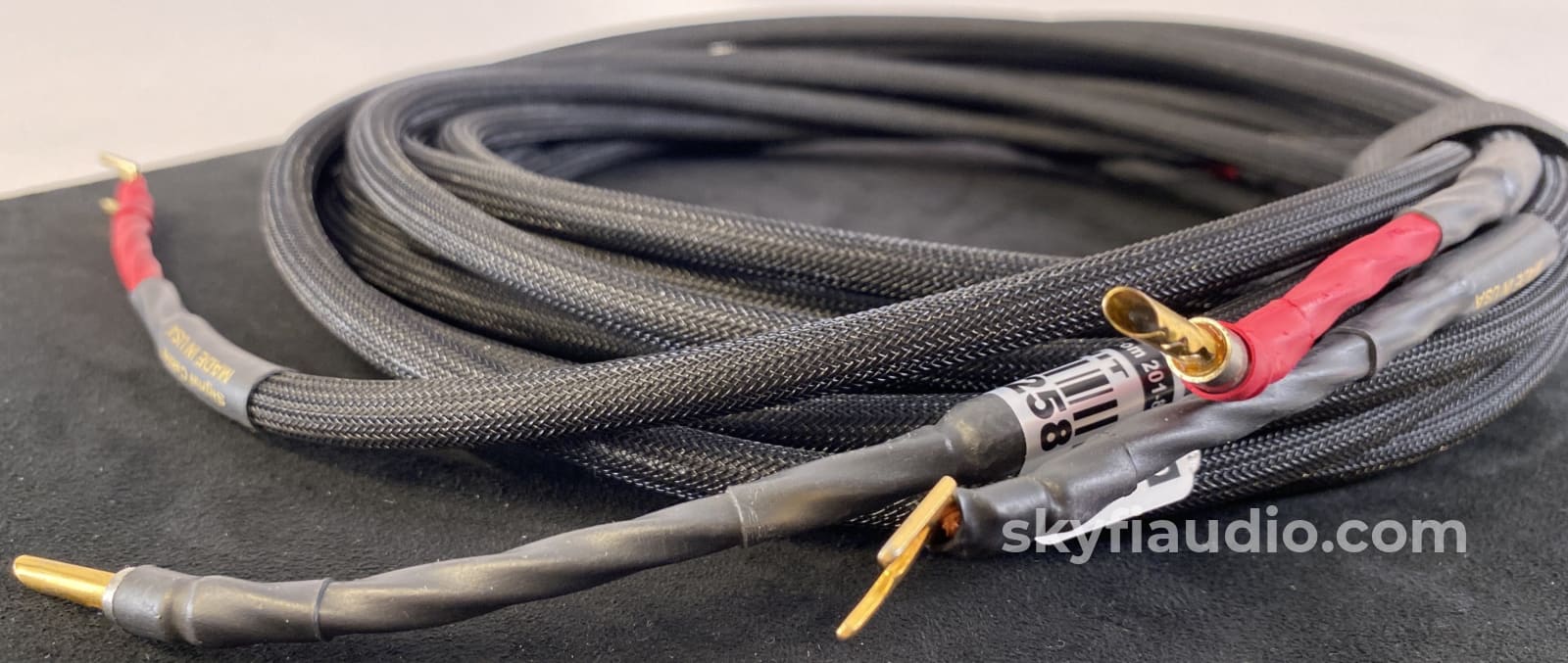 Signal Cable Speaker With Banana And Spade Terminations - 9 Cables