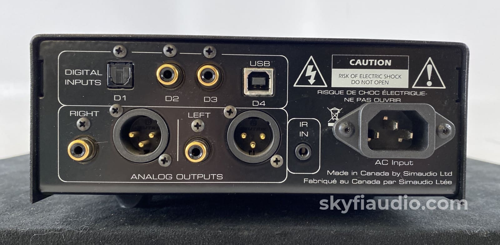 Simaudio Moon 300D Digital-To-Analog Converter (Dac) Cd + Digital