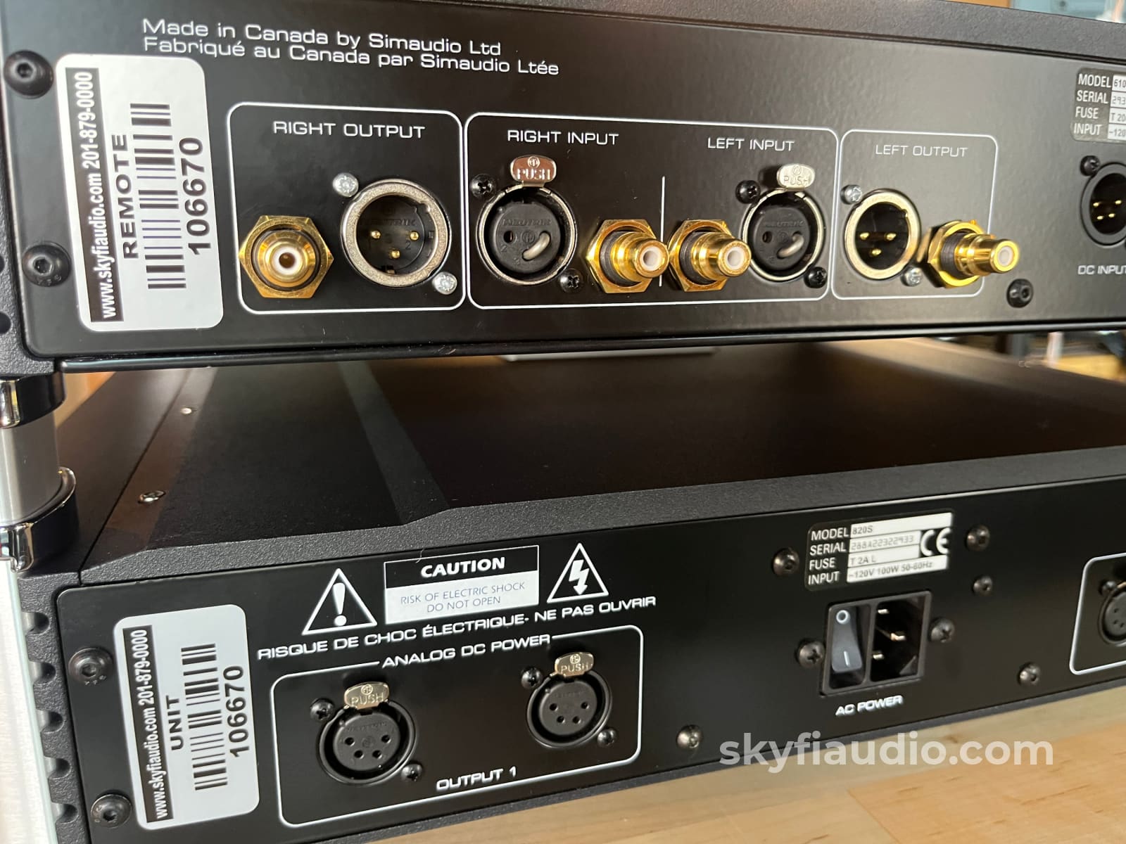 Moon Audio 610LP Phono Preamp + 820 S Power Supply w/ Stacking Bridges Preamplifier