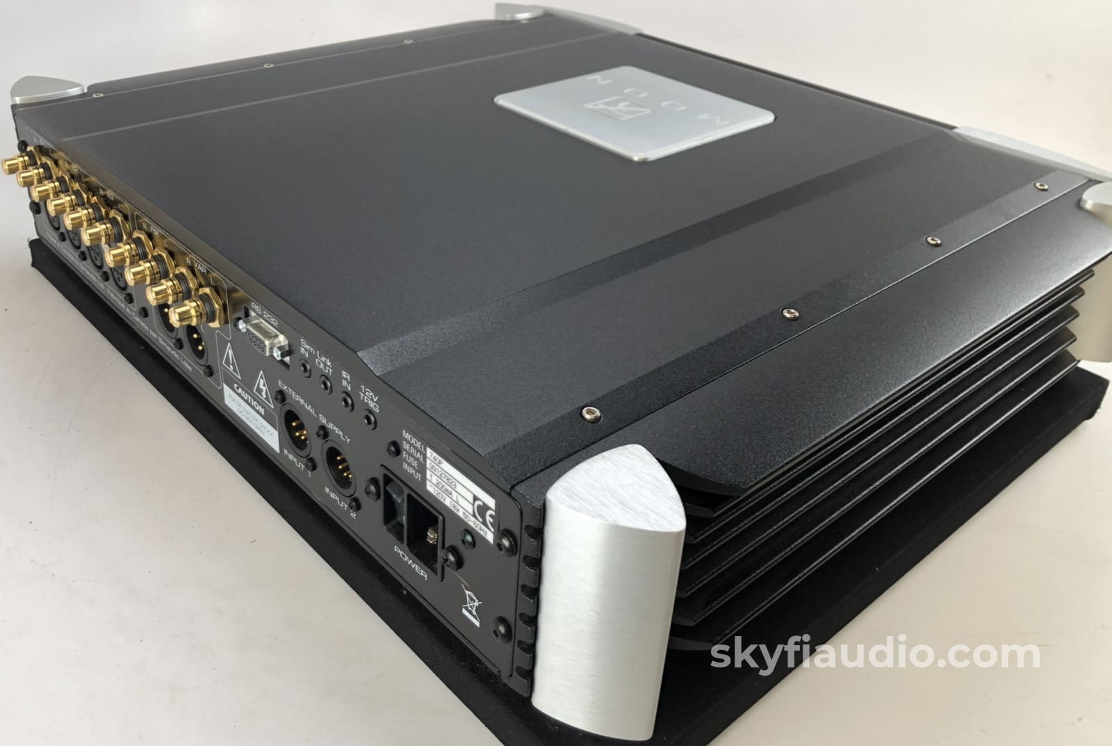 Simaudio Moon Evolution 740P Analog Preamplifier - Complete W/Remote Box And Manual