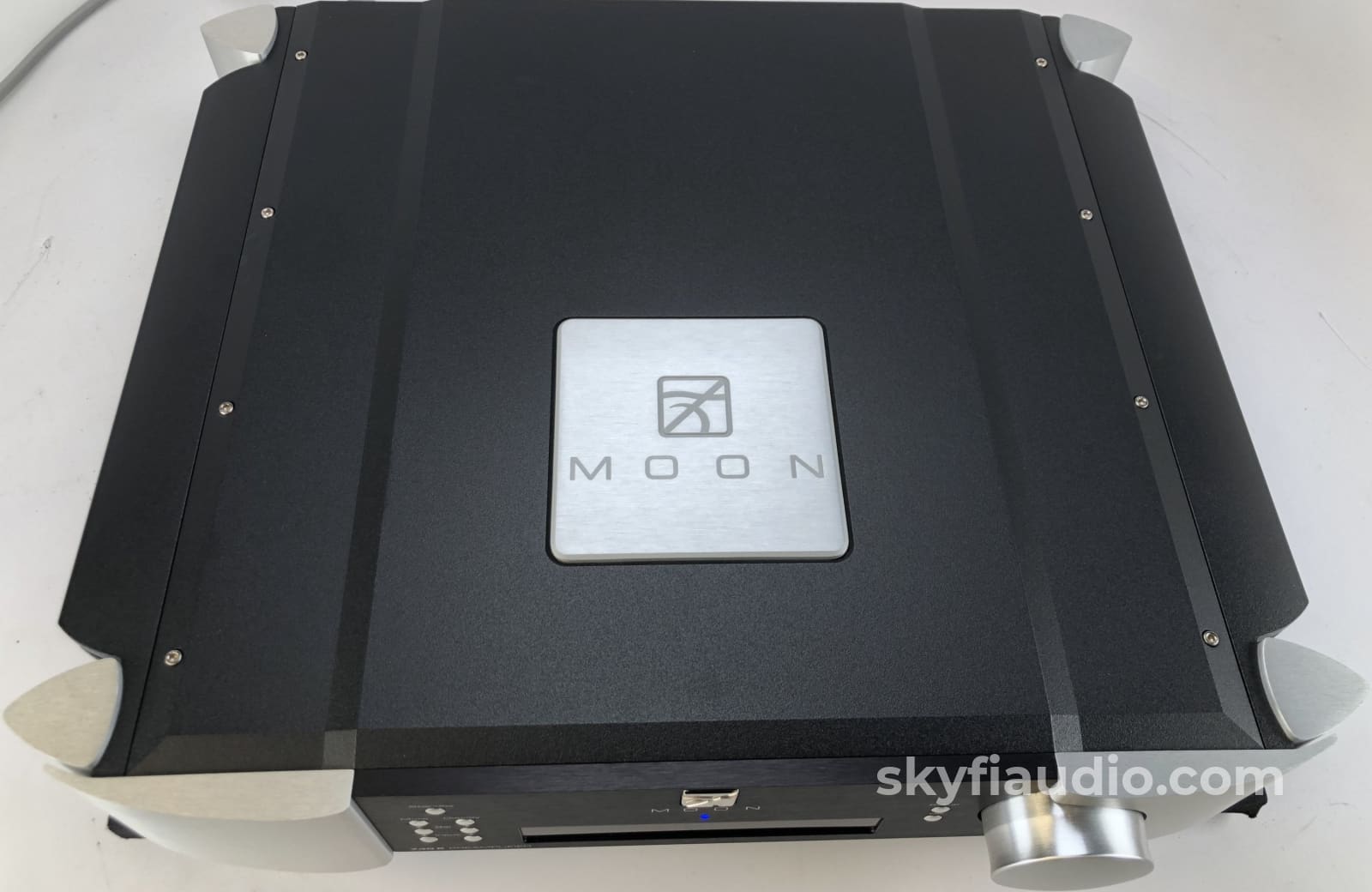 Simaudio Moon Evolution 740P Analog Preamplifier - Complete W/Remote Box And Manual