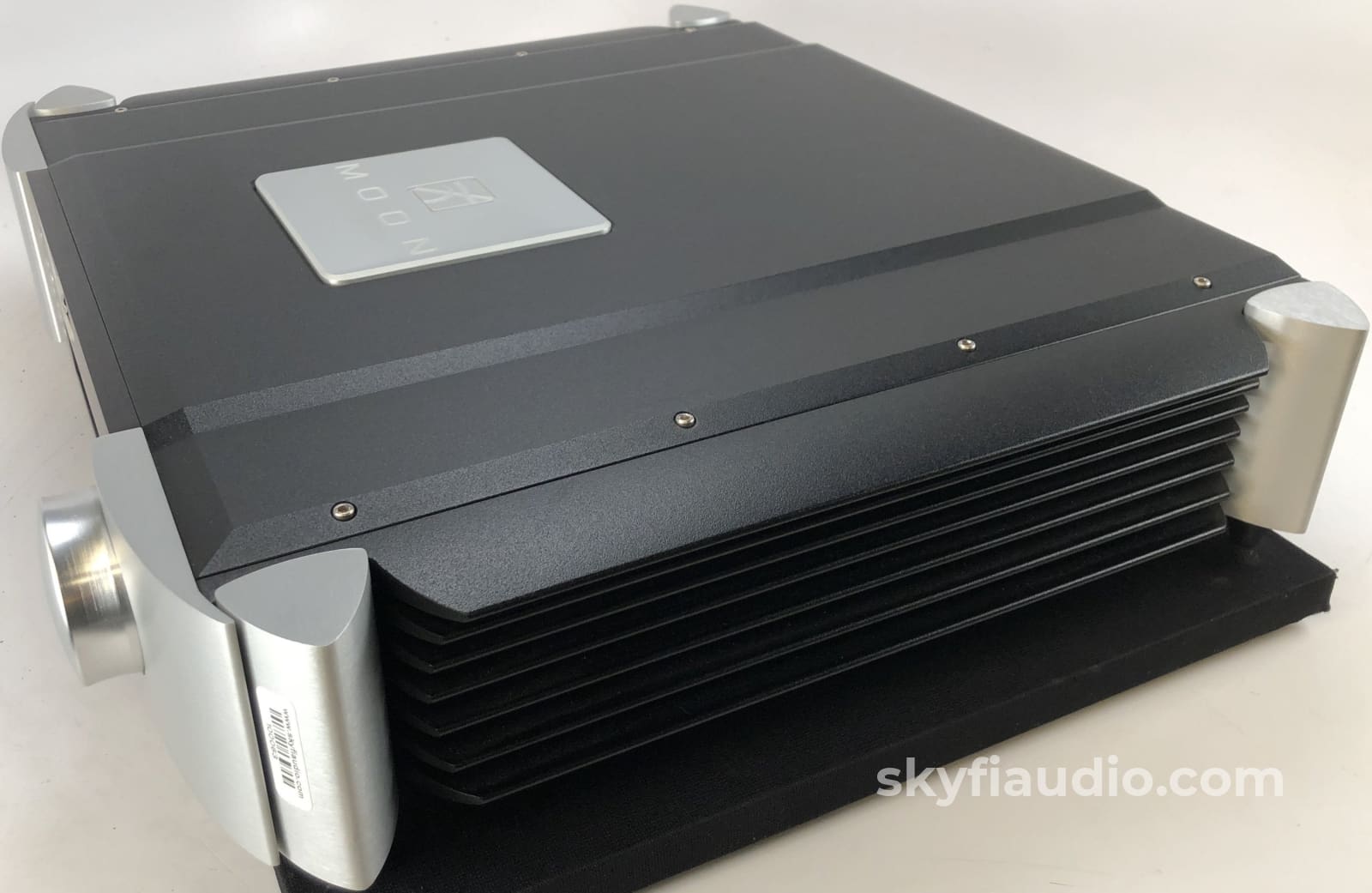 Simaudio Moon Evolution 740P Analog Preamplifier - Complete W/Remote Box And Manual
