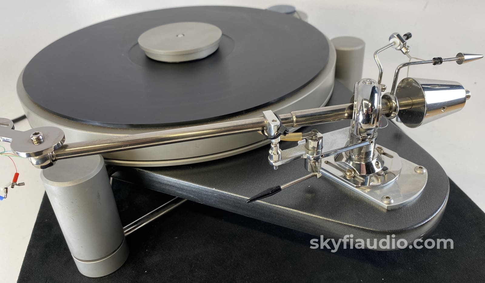 Simon Yorke Zarathustra S4 Turntable With Pluto 5A Arm And Sumiko Blackbird